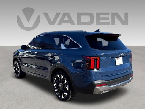 Used 2024 Kia Sorento SX image 27
