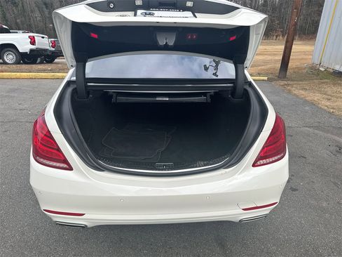 Used 2016 Mercedes-Benz S 550 Sedan image 33