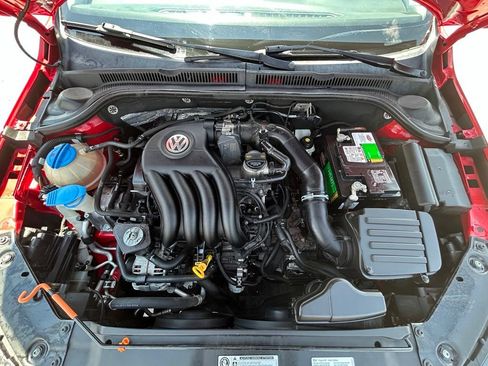 Used 2013 Volkswagen Jetta Sedan FWD image 29