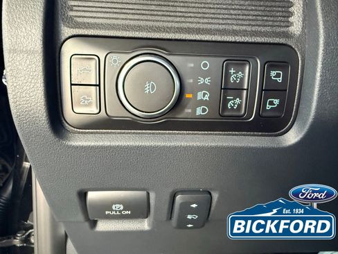 New 2026 Ford F250 Lariat w/ Black Appearance Package AWD/4WD image 18