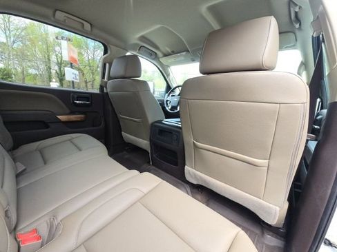 Used 2017 Chevrolet Silverado 2500 LTZ w/ Duramax Plus Package image 18