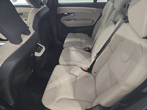 Used 2026 Volvo XC90 B6 Core w/ Protection Package AWD/4WD image 18