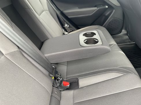 Used 2025 Subaru Crosstrek 2.0i Premium image 18