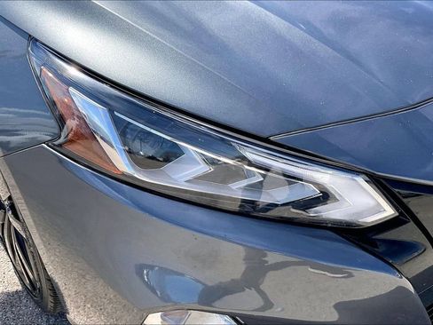 Used 2022 Nissan Altima 2.5 SR w/ Midnight Edition Package image 33