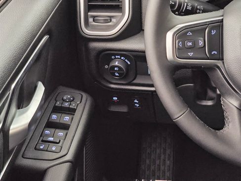 New 2026 RAM 1500 Big Horn AWD/4WD image 19