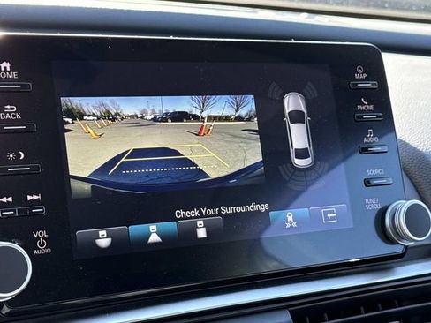 Used 2022 Honda Accord Touring image 21