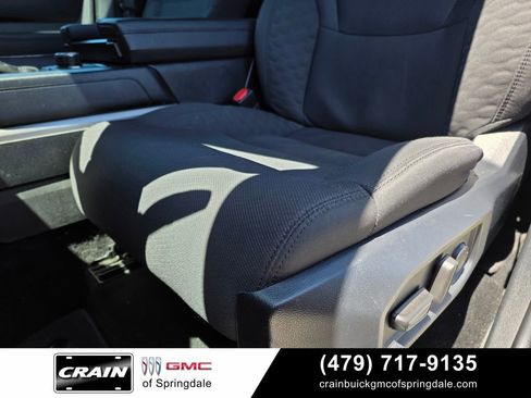 Used 2025 Toyota Sequoia SR5 AWD/4WD image 22