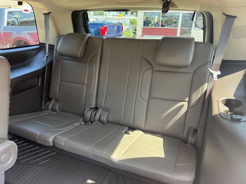 Used 2017 GMC Yukon Denali w/ Open Road Package AWD/4WD image 17
