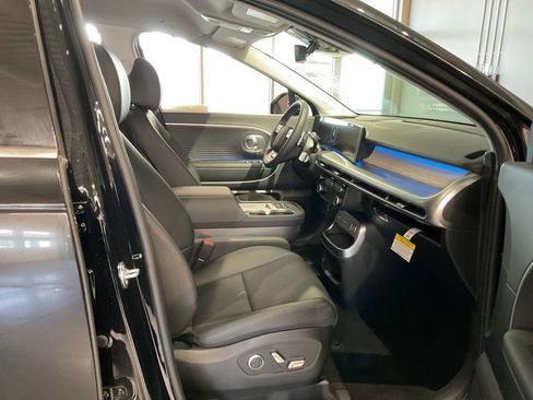 New 2026 Hyundai Ioniq 9 SEL w/ Tow & Go Package AWD/4WD image 23