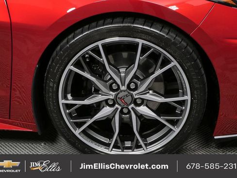 Used 2023 Chevrolet Corvette Stingray w/ Stealth Interior Trim Package image 33