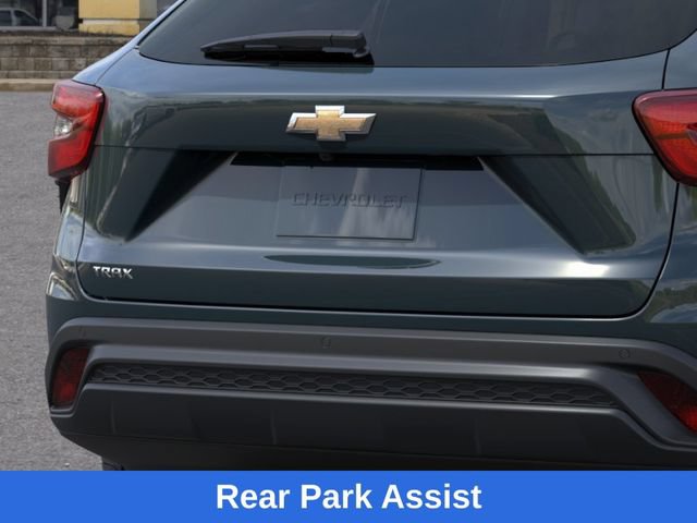 New 2026 Chevrolet Trax LS w/ LS Convenience Package FWD image 15