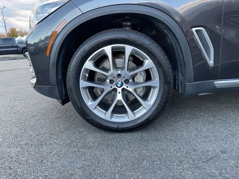 Used 2019 BMW X5 xDrive40i w/ Premium Package 2 image 34