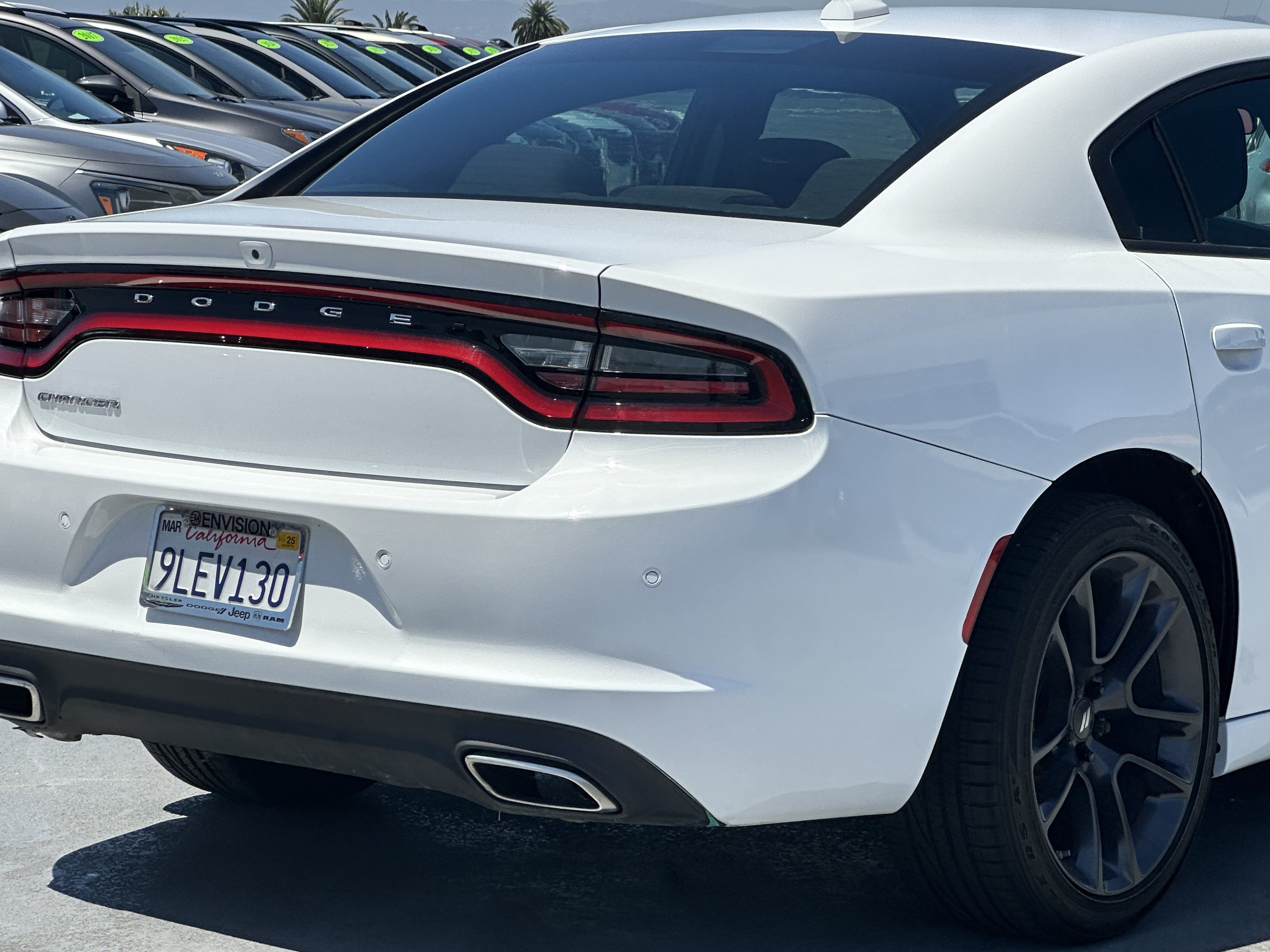 Used 2023 Dodge Charger SXT RWD image 8