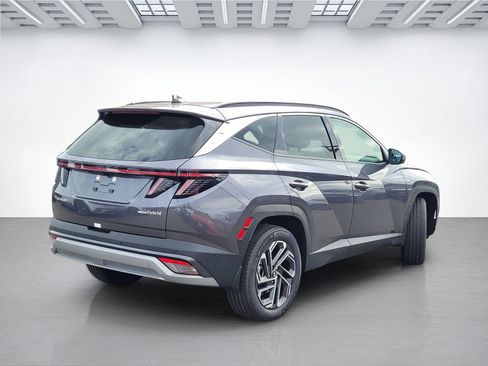 New 2025 Hyundai Tucson Limited image 5