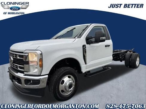 New 2026 Ford F350 XL w/ XL Chrome Package AWD/4WD image 3