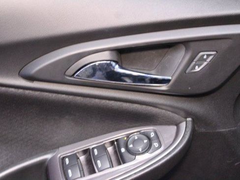 Used 2022 Chevrolet Malibu RS image 15