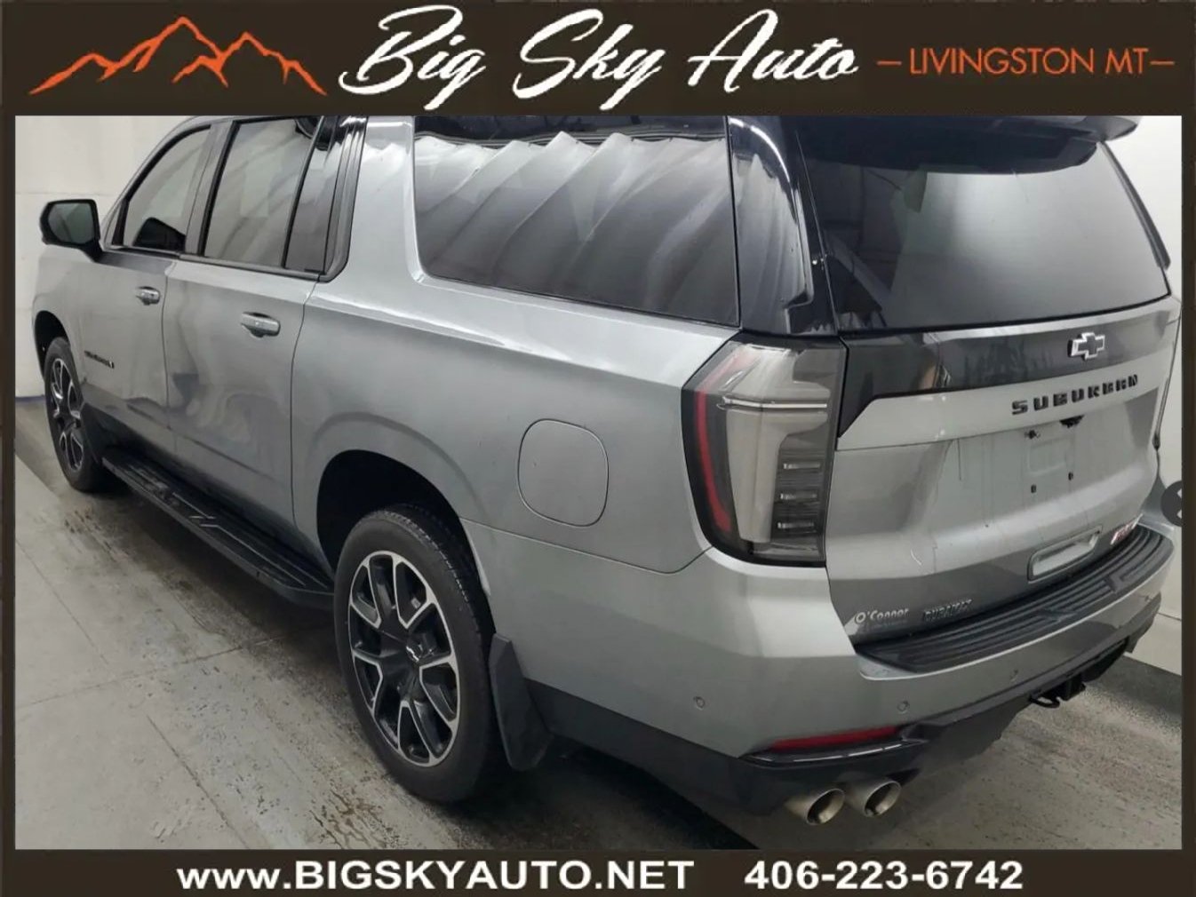 Used 2026 Chevrolet Suburban RST w/ Comfort Package AWD/4WD image 2