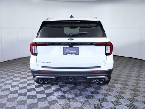 Used 2025 Ford Explorer Platinum w/ Ultimate Package AWD/4WD image 7