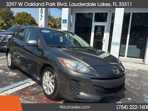 Used 2013 MAZDA MAZDA3 i Touring image 3