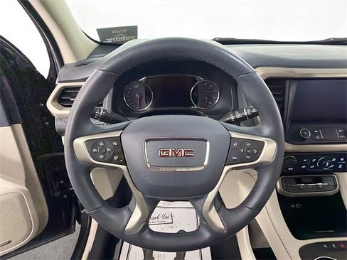 Used 2023 GMC Acadia Denali image 11