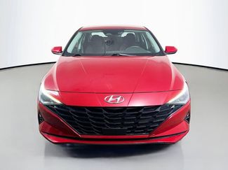 Used 2023 Hyundai Elantra SEL w/ Convenience Package FWD video 2