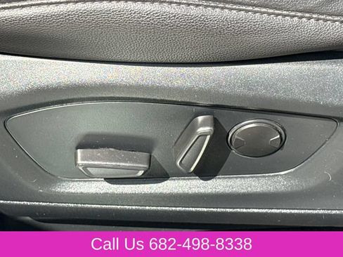 Used 2023 Ford Explorer Limited AWD/4WD image 24