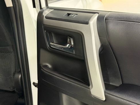 Used 2017 Toyota 4Runner SR5 image 57