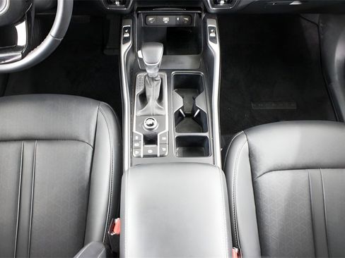 Used 2023 Kia Sorento EX w/ Panoramic Sunroof Package image 17