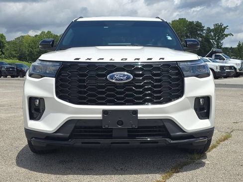Used 2026 Ford Explorer ST-Line RWD image 8