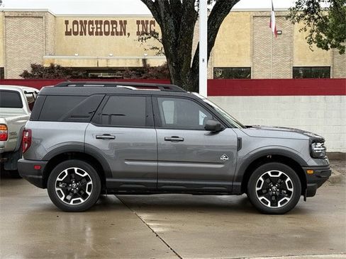 Used 2023 Ford Bronco Sport Outer Banks image 3