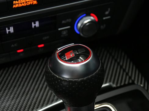 Used 2017 Audi RS 7 Performance w/ Driver Assistance Package image 31