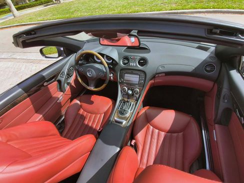 Used 2009 Mercedes-Benz SL 550 image 10