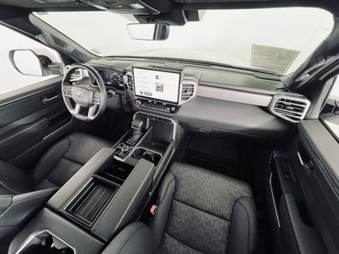 Used 2025 Toyota Tundra Limited image 16