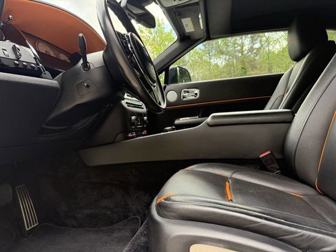 Used 2018 Rolls-Royce Dawn image 53