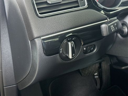 Used 2016 Volkswagen Jetta SEL w/ Lighting Package image 8