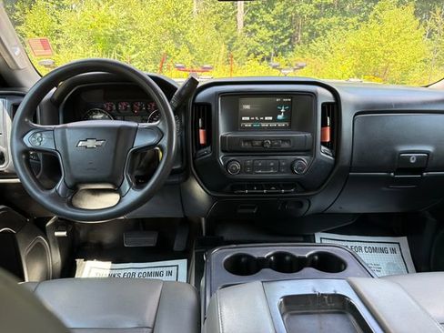 Used 2018 Chevrolet Silverado 3500 W/T AWD/4WD image 13