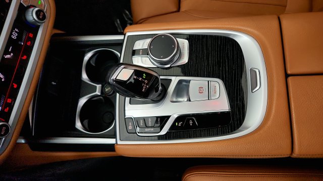 Used 2019 BMW 740i w/ M Sport Package RWD image 67