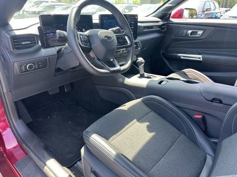 Used 2025 Ford Mustang Coupe RWD image 14