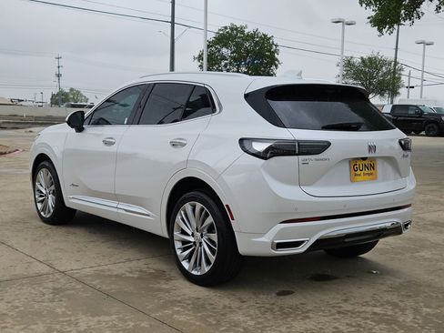 Certified 2025 Buick Envision Avenir AWD/4WD image 5