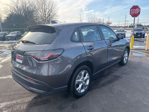 Used 2023 Honda HR-V LX image 5