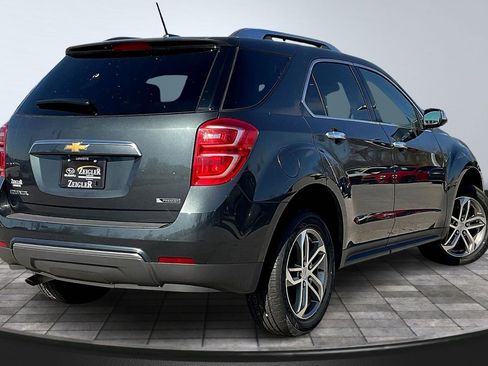 Used 2017 Chevrolet Equinox Premier w/ Enhanced Convenience Package FWD image 2