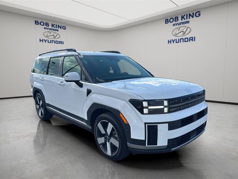 Used 2024 Hyundai Santa Fe Limited image 7