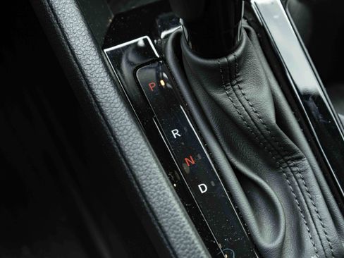 Used 2025 Honda Accord Sport image 29