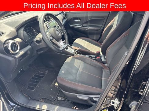 Used 2020 Nissan Versa SR FWD image 5