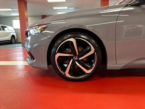 Used 2022 Honda Accord Sport image 28