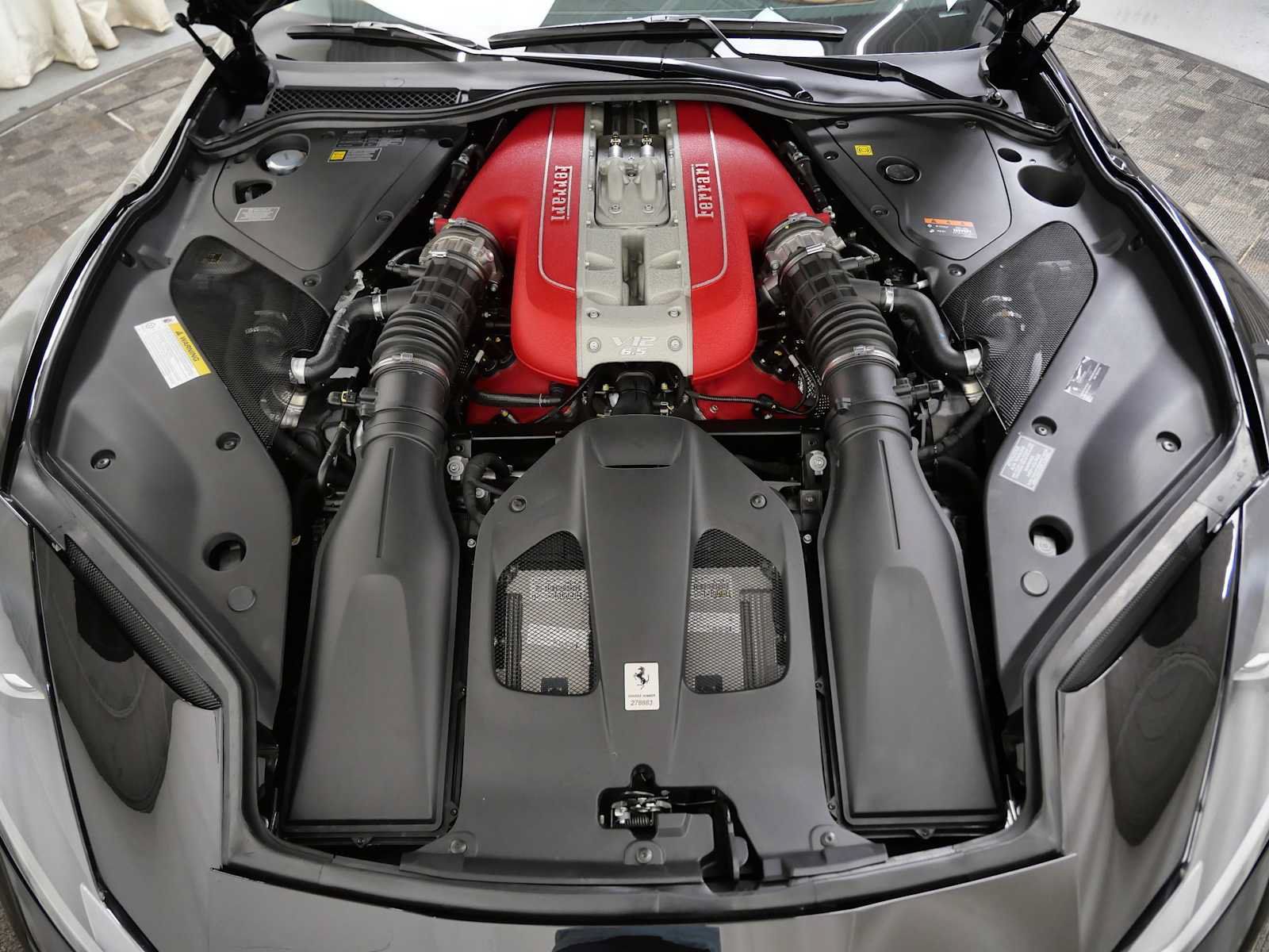 Certified 2022 Ferrari 812 GTS RWD image 36