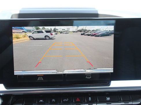 Used 2023 GMC Sierra 1500 SLE RWD image 16