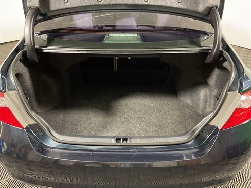 Used 2016 Toyota Camry XSE image 10