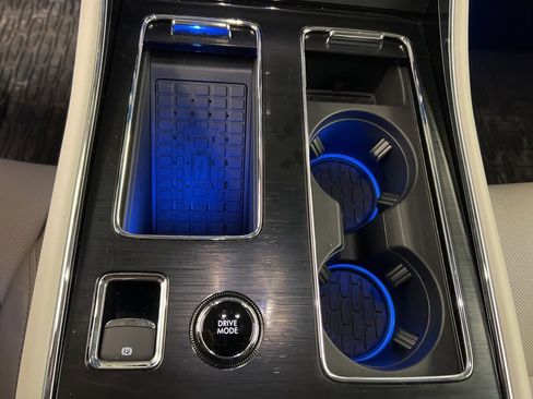 Used 2025 Lincoln Aviator Reserve w/ Equipment Group 201A image 14