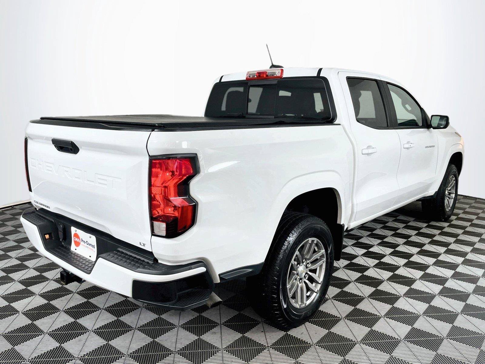 Used 2023 Chevrolet Colorado LT w/ LT Convenience Package RWD image 9